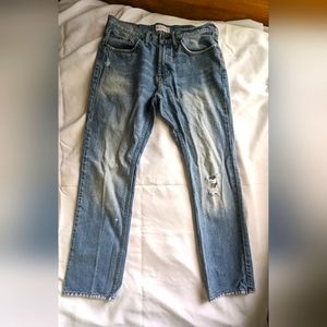 Light blue Bullhead skinny jeans w/ light distressing